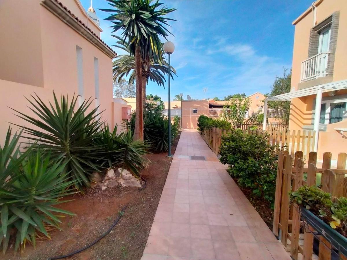 Cozy Bungalow Maspalomas Green Exterior photo